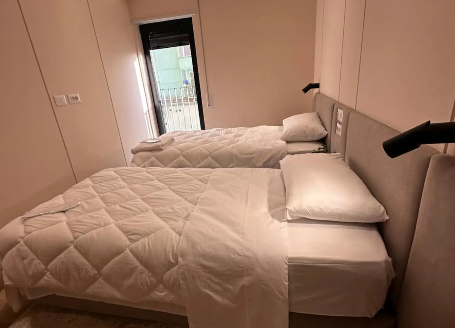 Tirana Herin Apartments 0*,